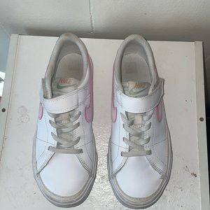 Girl Nike Shoes 1.5Y